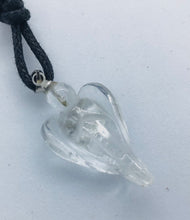 Lade das Bild in den Galerie-Viewer, Bergkristall Engel - Steineladen Larimar