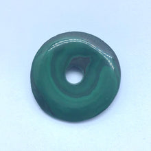 Lade das Bild in den Galerie-Viewer, Malachit Donut mit Baumwollband