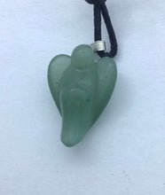 Lade das Bild in den Galerie-Viewer, Aventurin Engel mit nickelfreier Öse