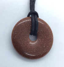 Lade das Bild in den Galerie-Viewer, Goldfluss Donut - Steineladen Larimar