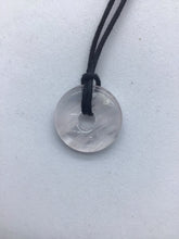 Lade das Bild in den Galerie-Viewer, Rosenquarz Donut - Steineladen Larimar