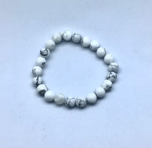 Lade das Bild in den Galerie-Viewer, Magnesit Armband - Steineladen Larimar