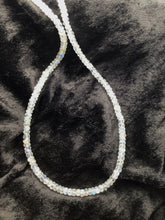 Lade das Bild in den Galerie-Viewer, Mondstein Kette,weisser Labradorit