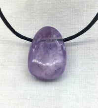 Lade das Bild in den Galerie-Viewer, Amethyst gebohrt(Chevron-Amethyst,Quarz)