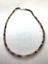 Lade das Bild in den Galerie-Viewer, Mehrfarbige Turmalinketten