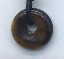 Lade das Bild in den Galerie-Viewer, Tigerauge Donut - Steineladen Larimar