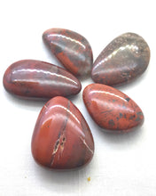 Lade das Bild in den Galerie-Viewer, Roter Jaspis Trommelstein