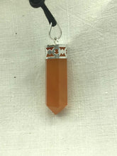 Lade das Bild in den Galerie-Viewer, Karneol Kristallspitze