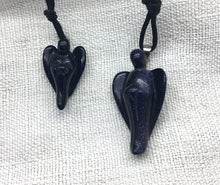 Lade das Bild in den Galerie-Viewer, Blaufluss Engel mit nickelfreier Öse