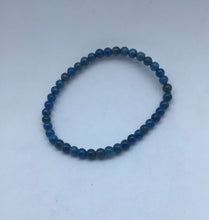 Lade das Bild in den Galerie-Viewer, Apatit Armband - Steineladen Larimar