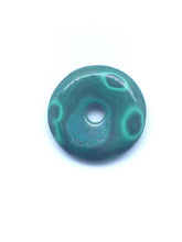 Lade das Bild in den Galerie-Viewer, Malachit Donut mit Baumwollband