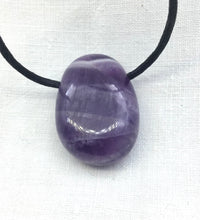 Lade das Bild in den Galerie-Viewer, Amethyst gebohrt(Chevron-Amethyst,Quarz)