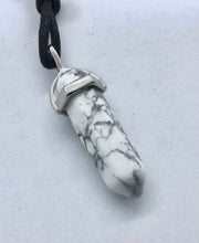 Lade das Bild in den Galerie-Viewer, Magnesit(Howlith) Doppelender - Steineladen Larimar