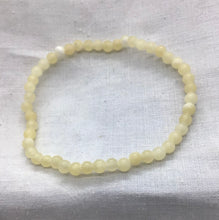 Lade das Bild in den Galerie-Viewer, Calzit Orange Armband