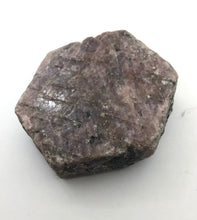 Lade das Bild in den Galerie-Viewer, Rubin Natur Kristalle