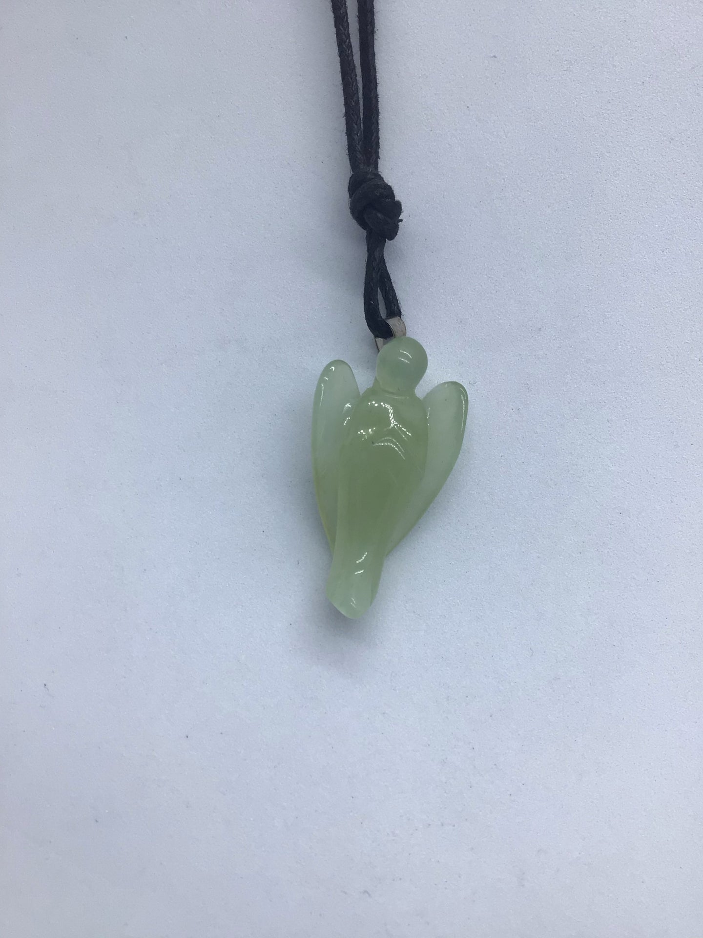 Jade ,chinesische Jade,Serpentin Engel - Steineladen Larimar